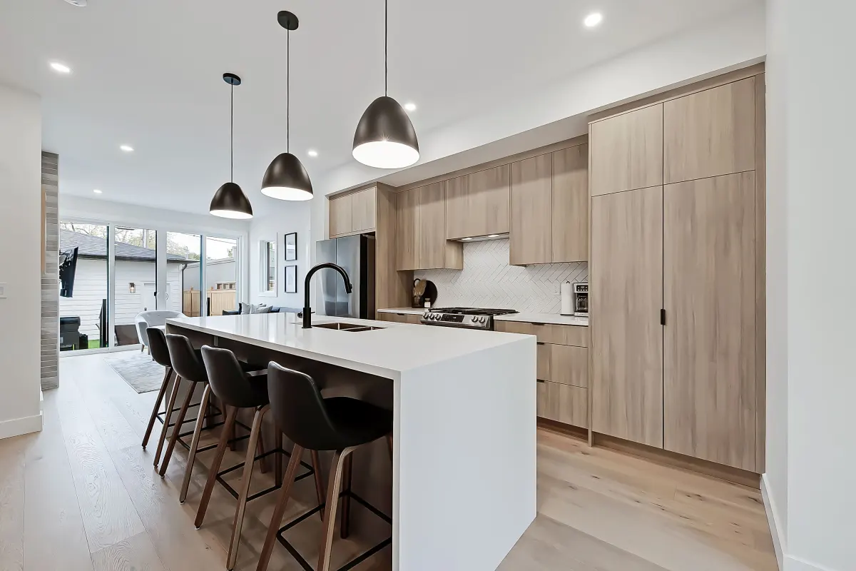 11 St NE, photo 5