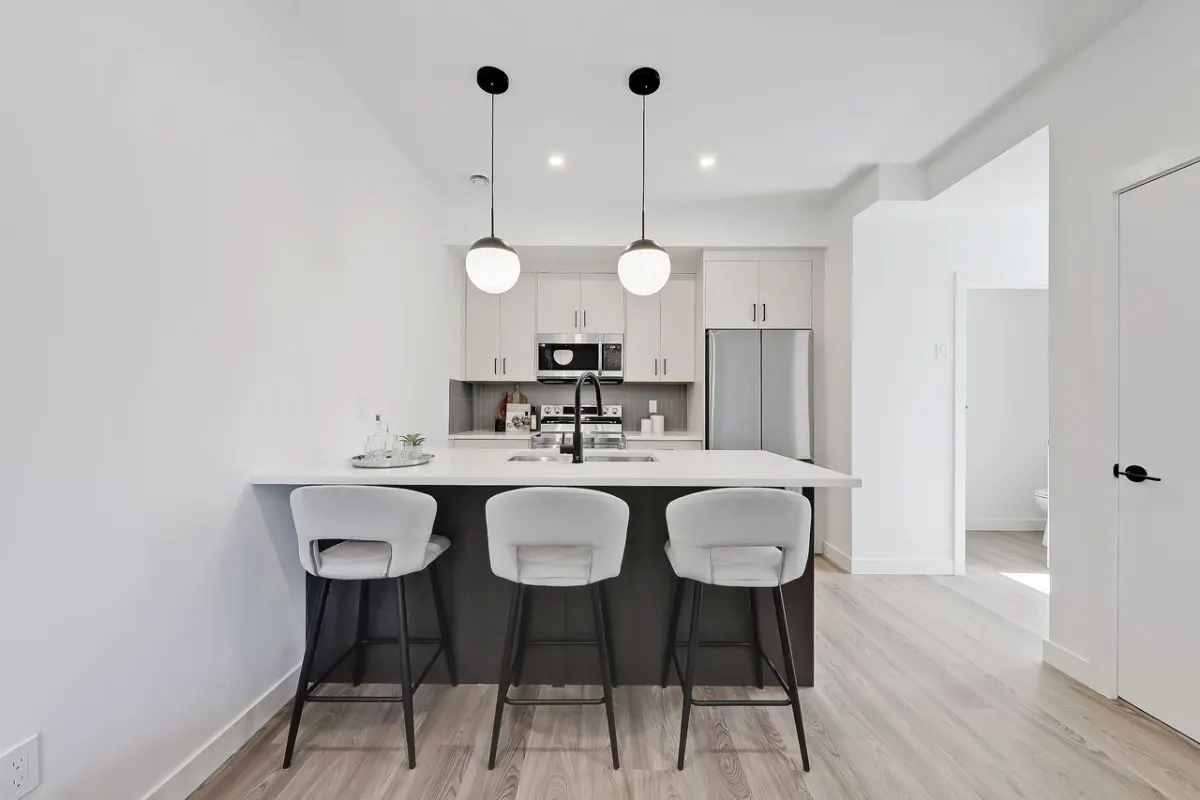 25 Ave NW, photo 6